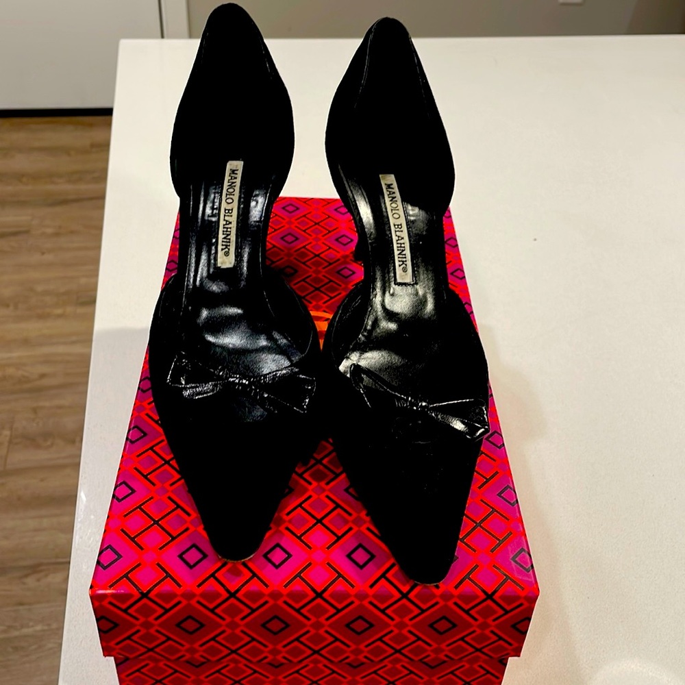 Suede Manolo Blahnik . Excellent condition